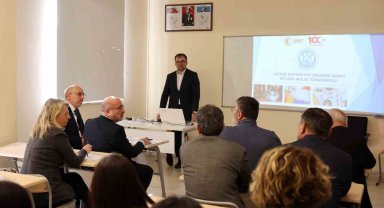 YÖK Yürütme Kurulu Üyesi Prof. Dr. Mahmut Ak, KAYÜ OSB MYO'da incelemelerde bulundu