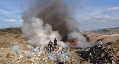 Yozgat'ta atıkların bulunduğu alanda çıkan yangın söndürüldü