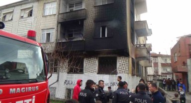 3 katlı binada çıkan yangın korkuttu