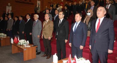 'Cumhuriyetin 100. Yılında Kayseri'de Eğitim' sempozyumu düzenlendi