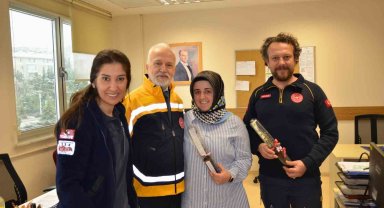 Acil tıp teknisyenleri ve teknikerlerine özel gün kutlaması