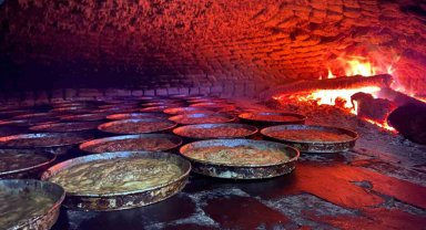 Aksaray'ın coğrafi işaret belgeli tahinli pidesi Ramazan ayının vazgeçilmezi oldu