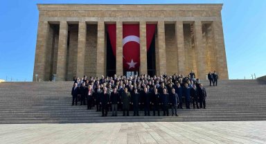 Anıtkabir'de 18 Mart Şehitlerini anma töreni düzenlendi