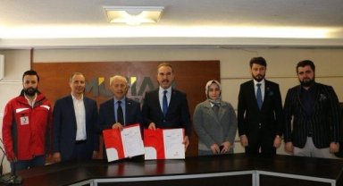 Ankaralı iş adamlarından Filistin'e bebek maması yardımı