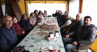 Ata tohumlarını paylaşarak çoğaltıyorlar