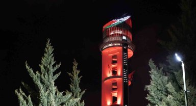 Atatürk Cumhuriyet Kulesinin ışık şovu havadan görüntülendi