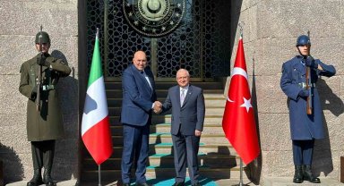 Bakan Güler, İtalyan mevkidaşı Crosetto ile bir araya geldi
