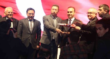Bakan Kacır: "Hürjet Kayseri'de üretilecek"
