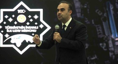 Bakan Kacır: "Sadece astronot göndermekle kalmayacağız, yeni uluslararası uzay istasyonu projelerine dahil olacağız"