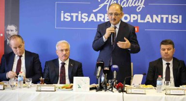 Bakan Özhaseki: "Her an 6-7 büyüklüğünde veya daha yüksek büyüklükte deprem üretebilecek bölgeler var"