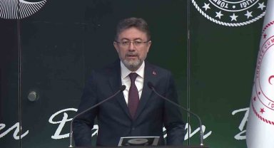 Bakan Yumaklı: "Türkiye su zengini bir ülke değildir"