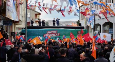 Başkan Altay, AK Parti Milletvekili Akyürek'le birlikte Hüyük'te vatandaşlarla buluştu
