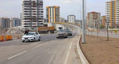Başkan Büyükkılıç; 150 milyon TL'lik yolu TOGG ile deneyimledi
