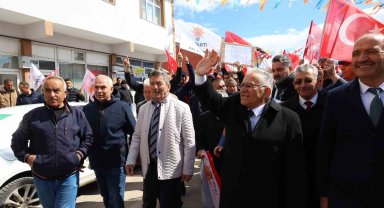 Başkan Büyükkılıç, Felahiye'ye verdiği kombi sözünü tuttu