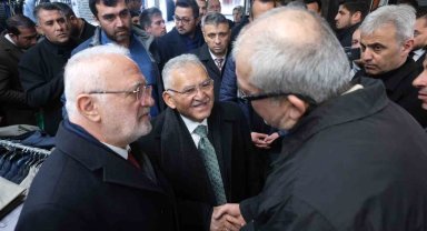 Başkan Büyükkılıç, Kapalı Çarşı ve Camikebir esnafı ile buluştu