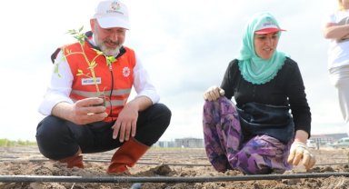 Başkan Çolakbayrakdar, "Projelerimizde kadınlara, her zaman pozitif ayrımcılık yapıyoruz"