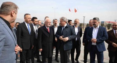 Başkan Palancıoğlu, Serbest Bölge'de fabrikaları ziyaret etti