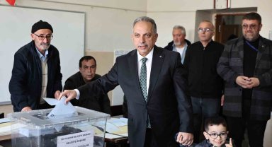 Başkan Yalçın oyunu kullandı