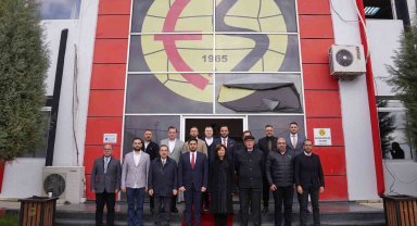 Başkanlardan Eskişehirspor kulübüne ziyaret