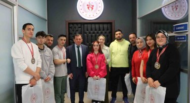 Bilek güreşinde Kayseri'ye 10 madalya