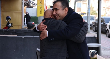 Bu Fotoğraf Herşeyi Anlatıyor. Manşet Atmaya Gerek Yok