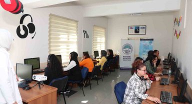 Büyükşehir'den "çağrı merkezi" kursu