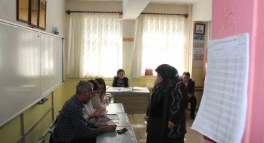 Çankırı'da oy kullanımı devam ediyor