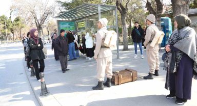 Çat Kapı Tiyatro Oyunu ile Çanakkale ruhu Meram'da can buldu
