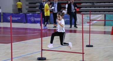 Çocuklar kadar velilerde eğlendi