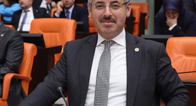 Çopuroğlu: "Mersin demiryolu için bakanlık bakanlık gezeceğim"