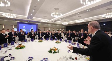 Cumhurbaşkanı Erdoğan: "İsrailli yöneticiler, soykırım gerçeğini saklamak yerine Gazze'de ölen bebeklerin hesabını versin"