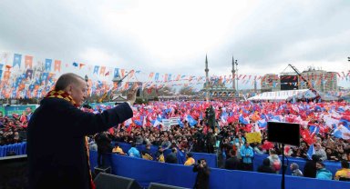 Cumhurbaşkanı Erdoğan: "Kamu bankalarımız emeklilerin komisyon ödemesini 8 bin TL ile 12 bin TL olarak belirledi"