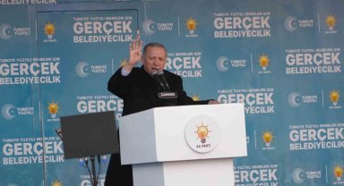 Cumhurbaşkanı Erdoğan: "Özgür efendinin darbelerde acı çekenler, işkence görenler, hayatı kararanlar başta olmak üzere tüm Türkiye'ye özür borcu var"