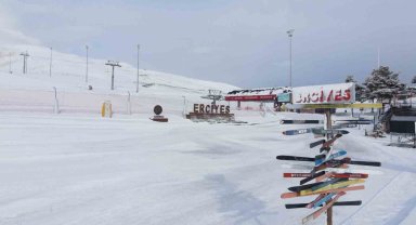 Erciyes'te kar kalınlığı 120 santimetreyi buldu