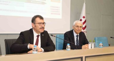 ESTÜ'de TÜBİTAK süreçlerinin değerlendirilmesi ve geliştirilmesine yönelik söyleşi düzenlendi