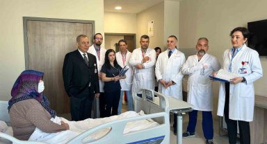 Etlik Şehir Hastanesinde 1 buçuk yılda 27 böbrek nakli yapıldı