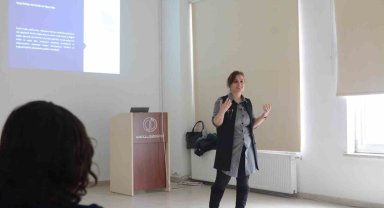 İBF'de "Sosyal Medyada Yapay Zekâ ile Veri Analizi" konuşuldu
