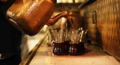 İftar ile sahur arası vazgeçilmez lezzet: 'közde çay'