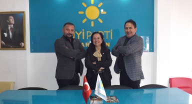 İYİ Parti Karaman Belediye Meclis Üyesi Adayları Açıklama yaptı