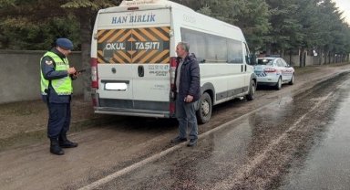 Jandarma 102 okul servisini kontrol etti