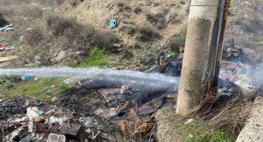 Kablodan çıkan kıvılcım yangına sebep oldu