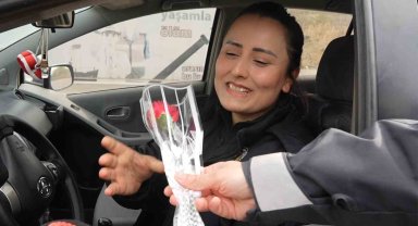Kadın polise meslektaşlarından "radar" şakası