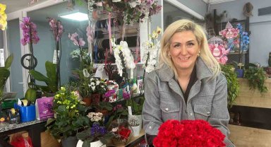 Kadınlara bir hediye vermek isteyenlerin tercihi çiçek oldu