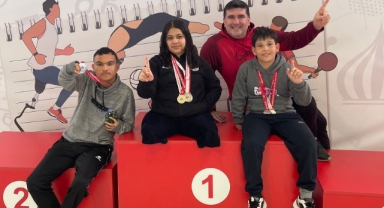 KARAMAN BEDENSEL ENGELLİLER YÜZME TAKIMINDAN MADALYA YAĞMURU