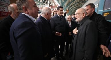 Karamollaoğlu, Sivas'a eleştirdiği hızlı trenle gitti
