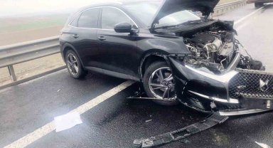 Kayganlaşan yol kazaları beraberinde getirdi: 1 yaralı