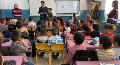 Kayseri'de ilkokul öğrencilerine 'Bireysellik Alanı ve Mahremiyet' eğitimi