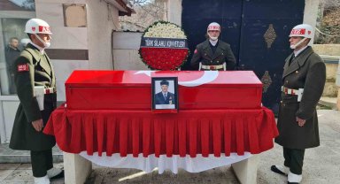 Kıbrıs gazisi son yolculuğuna uğurlandı