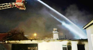 Konya'da müstakil evin garajında yangın