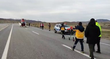 Köpeğe çarpmamak için manevra yaptı, tarlaya devrildi: 5 yaralı